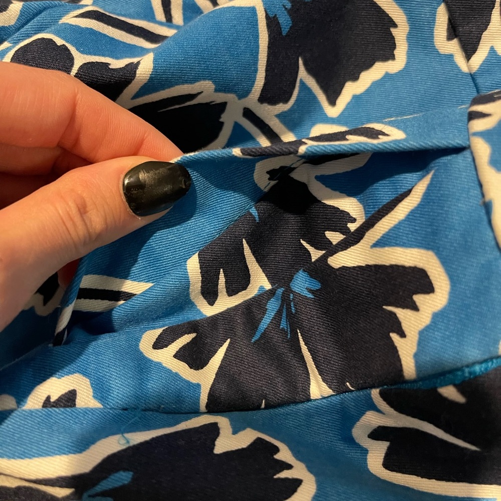 J. Crew Factory | Chino Vacation Shorts and Scarf - Picture 5 of 10